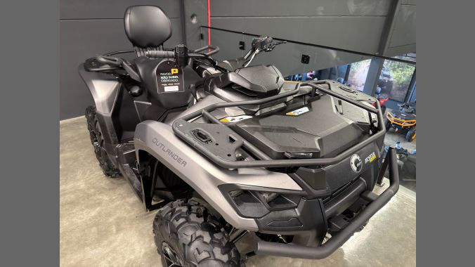 02 Outlander Max XT 700